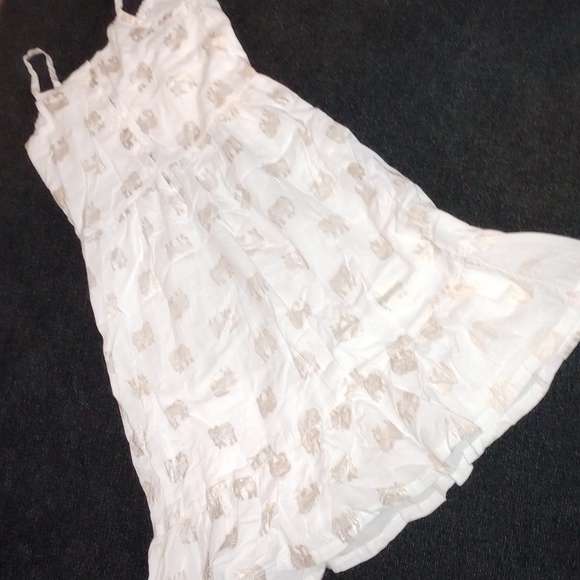 Dress - Picture 4 of 6